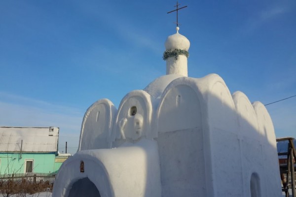 snow-church