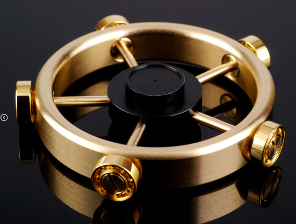 saturn fidget spinner