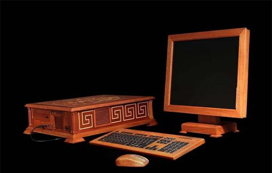 wooden_computer2.jpg