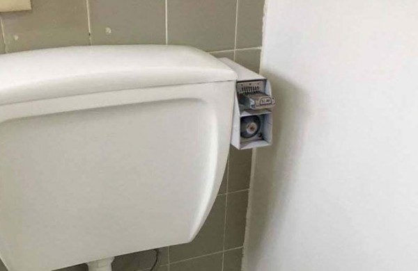coin-operated-toilet