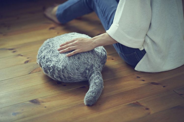 Robotic pillow cat cheap