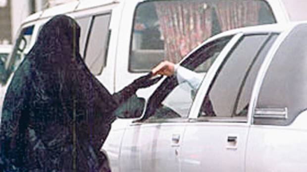 Satwa Campus – Filipino Institute Dubai's "Professional Beggars" Earn a Lot More Money Than You