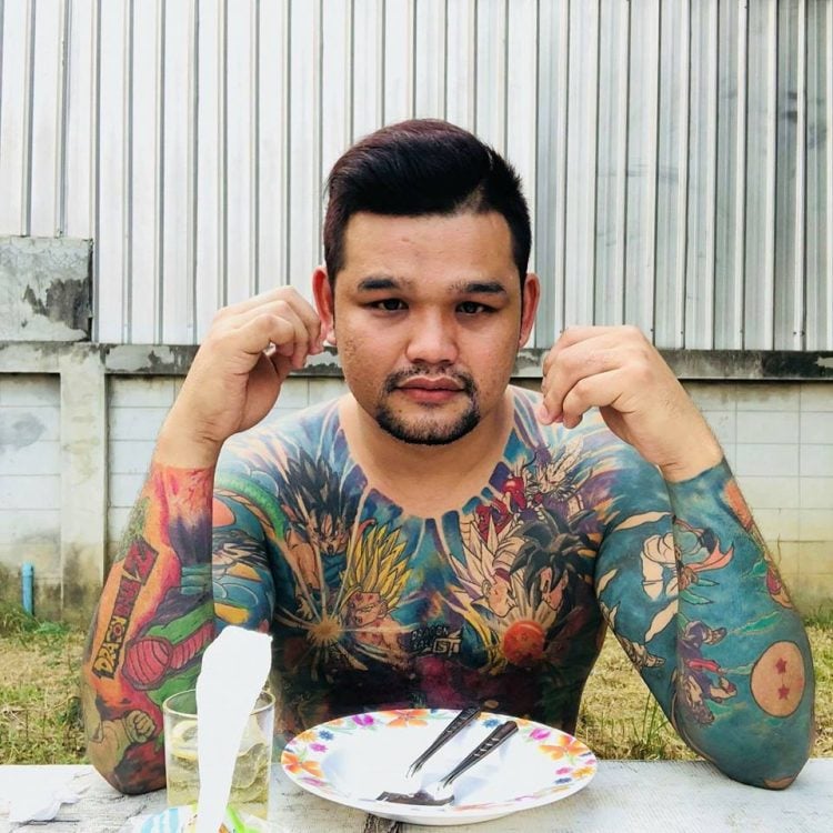 Hardcore Fan Covers His Entire Body in Dragon Ball Z Tattoos