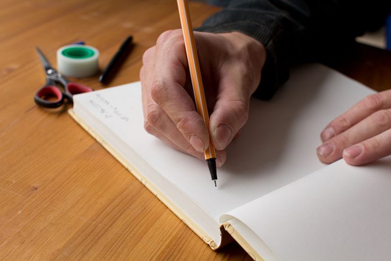 Schools in the UK Are Removing Analog Clocks Because Students Can't