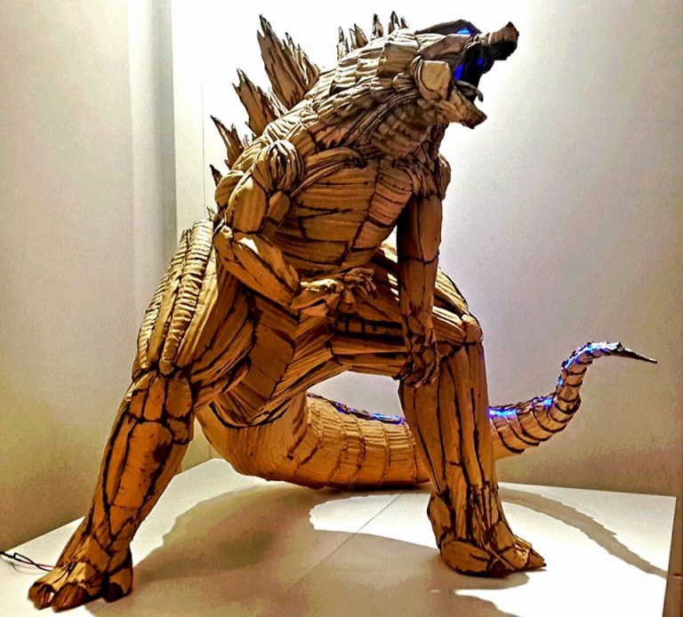 Taiwanese Artist Creates the Most Amazing Cardboard Sculptures