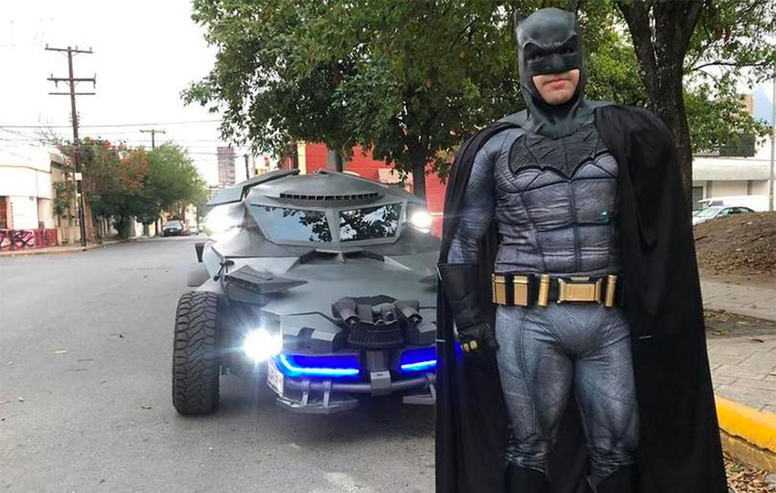 Mysterious Mexican Batman Urges People to Fight Pandemic by Staying Home