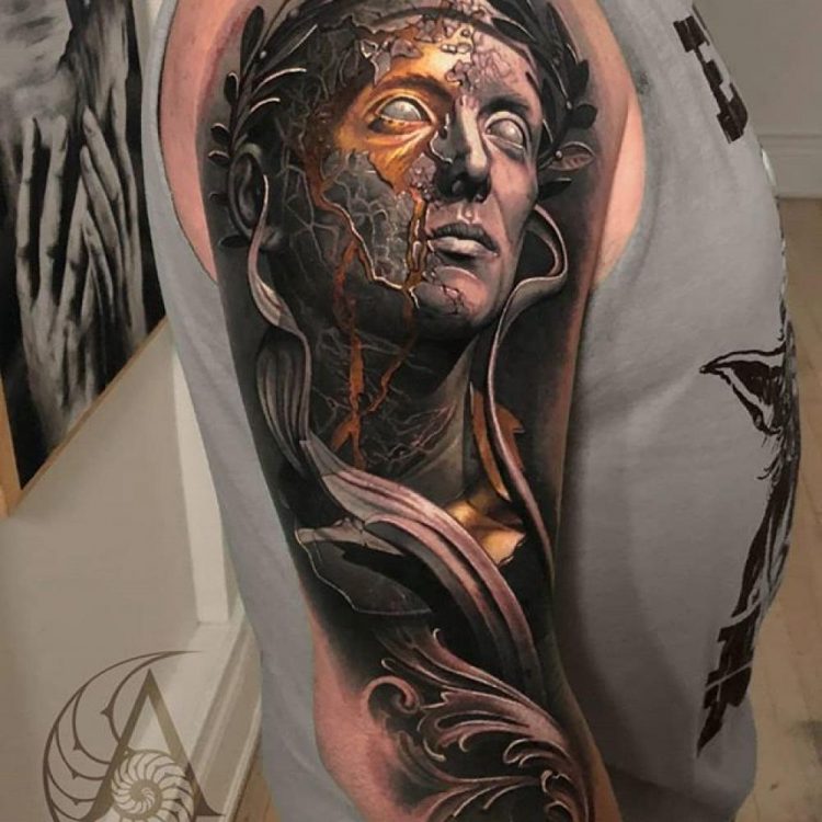 A Spartan tattoo is a badge of honor to represent the unbreakable spirit of a true warrior! Artist: Piyush Kumar…
