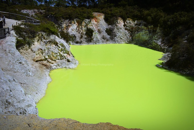 Devil’s Bath – New Zealand’s Neon Green Sulphur Pond