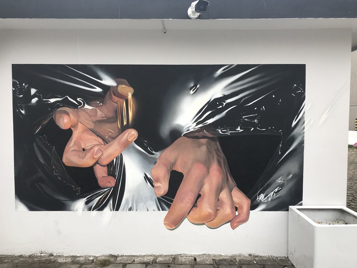 Russian Street Artist Creates Hyperrealistic Murals, image size:1200x900