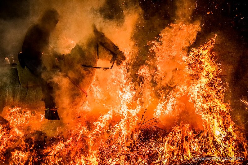 Las Luminarias – A fiery and Controversial Celebration - Vimarsana News