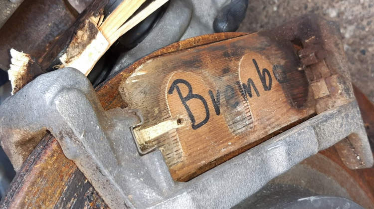 Man Discovers That Newly Bought Luxury SUV Has Wooden Break Pads